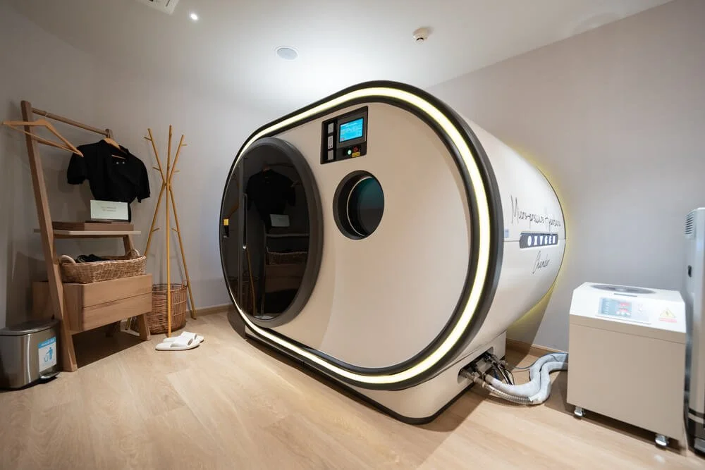 Recovery therapy room.