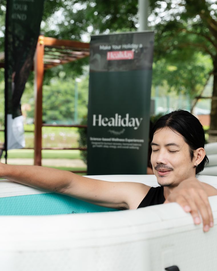 An ice bath during the recovery session.