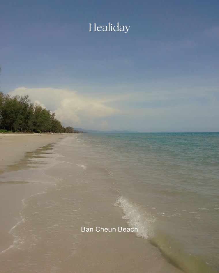 A long quiet stretch of sand at Ban Cheun Beach, Trat